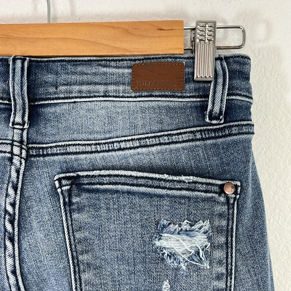 Judy Blue Distressed Straight Jeans size 5/27 Women’s Jeans - Picture 6 of 10